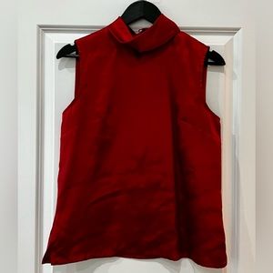 Laura Scott, size 8, sleeves blouse